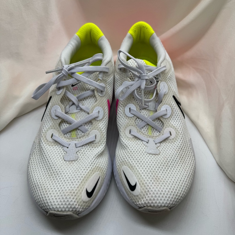 Nike Renew Run CK6357 100 Running Shoes US 11 White Pink Orange Blast
